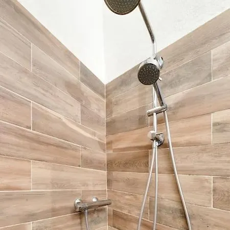 Апартаменты Between The Roofs Of Old Town And The Sea *